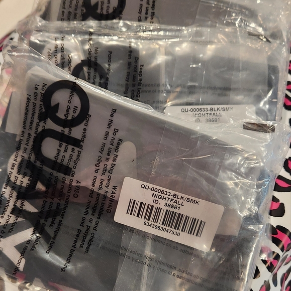 Quay Australia - Nightfall - Bestseller - Black Frame/ Smoke Polarized L… - Picture 8 of 9